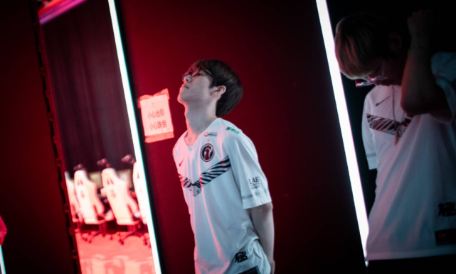 尤其是凯文 尤其是凯文